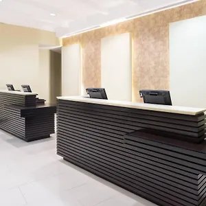 4* Hotel Courtyard By Marriott Kingston, Jamaica